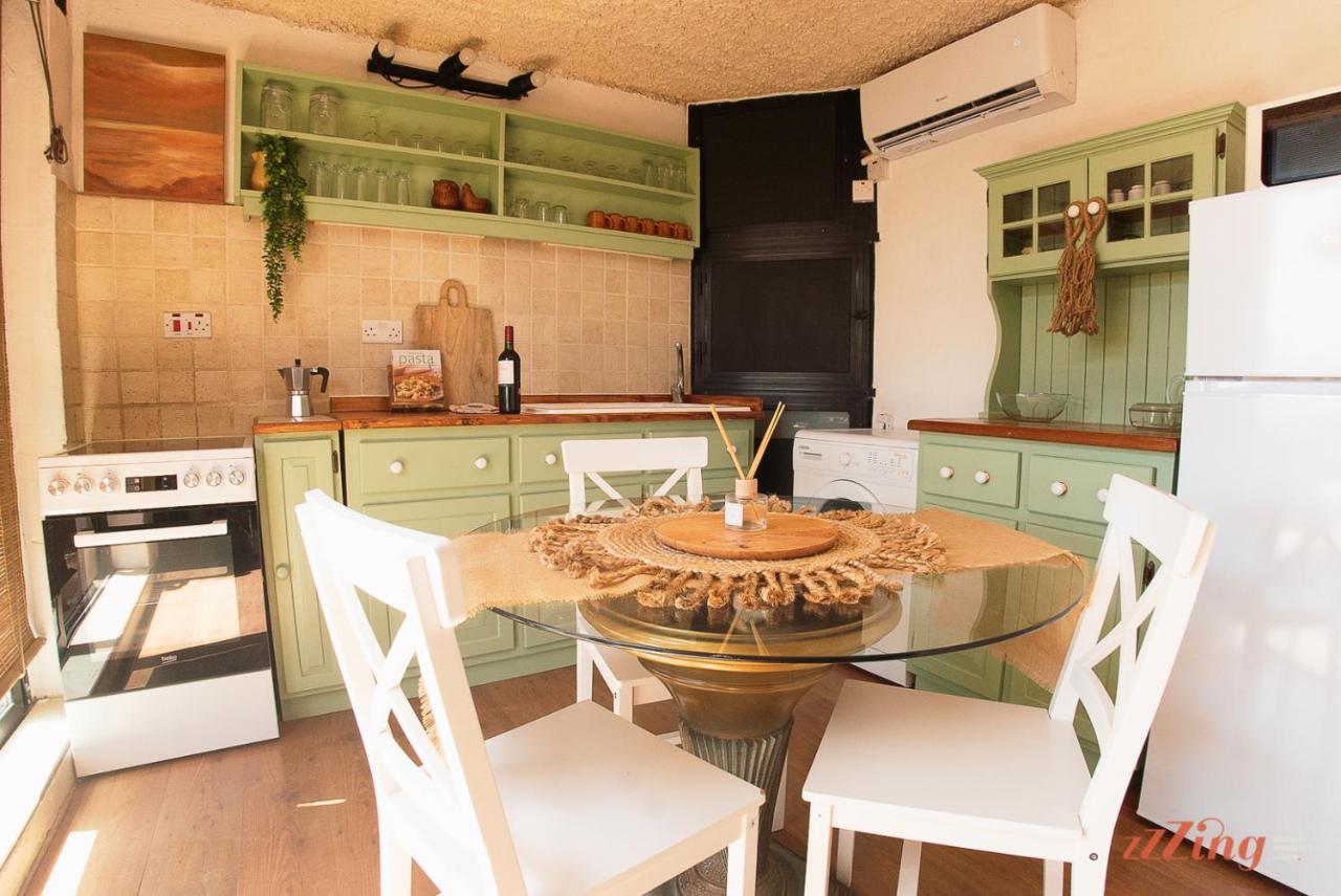 A Holiday Home Duplex In A Gozo Village Square Victoria Eksteriør billede